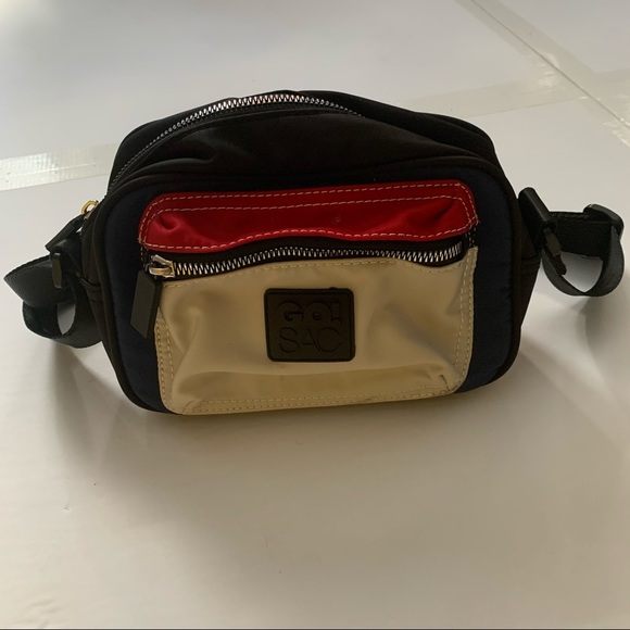 GO! SAC Crossbody - Picture 2 of 8